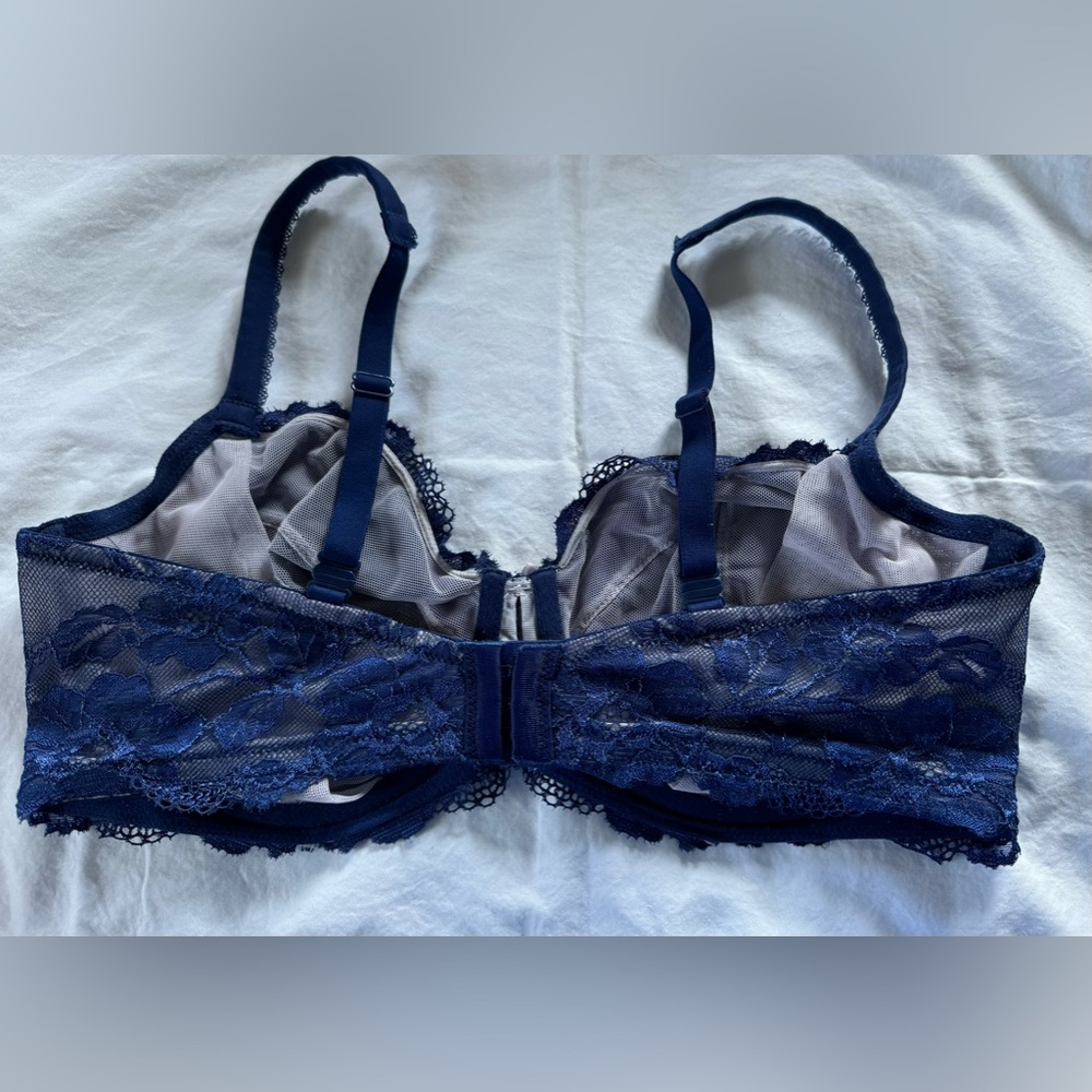 Victoria’s Secret Lace Bra SZ 38DD - Picture 4 of 10